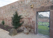 Traditional wrought iron garden gates by Ironart of Bath