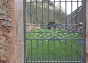 Traditional wrought iron garden gates by Ironart of Bath